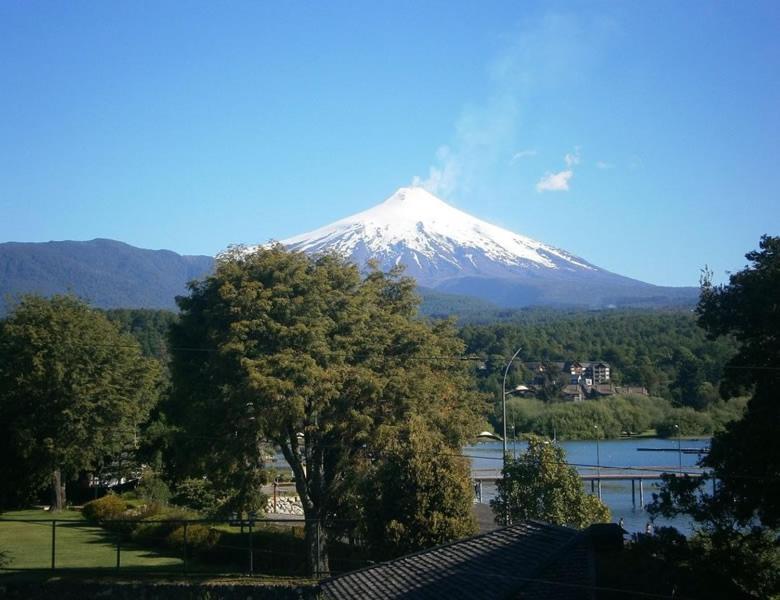 Hotel Gudenschwager Pucon Exterior photo